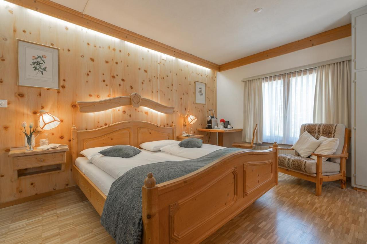 Hotel Alpina Zernez Exteriör bild