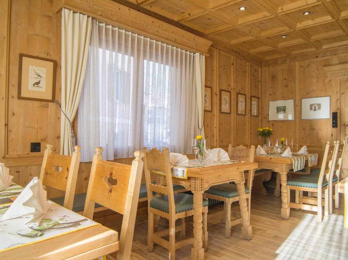 Hotel Alpina Zernez Exteriör bild