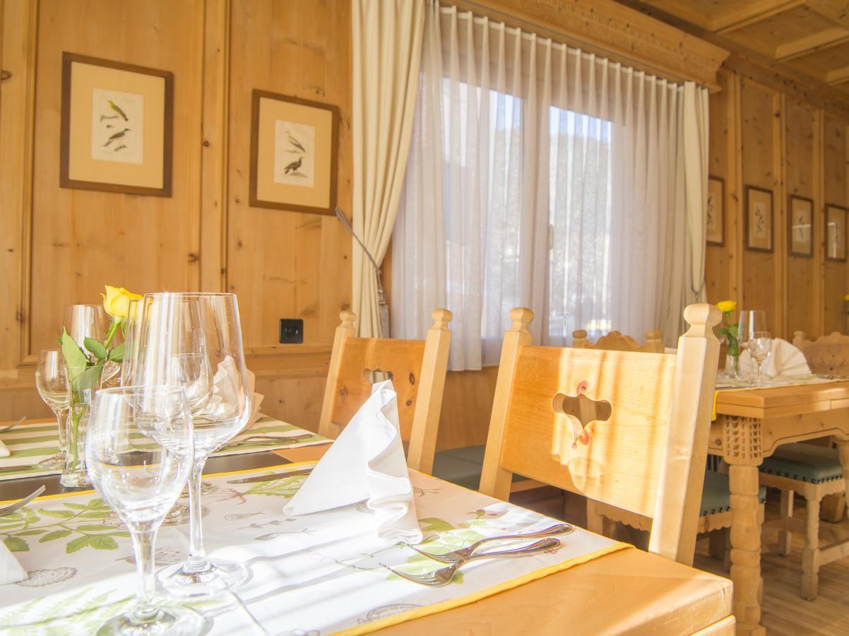 Hotel Alpina Zernez Exteriör bild